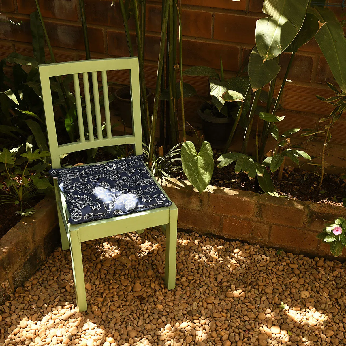 Chair Pad with Ties - Cup & Saucer - Navy