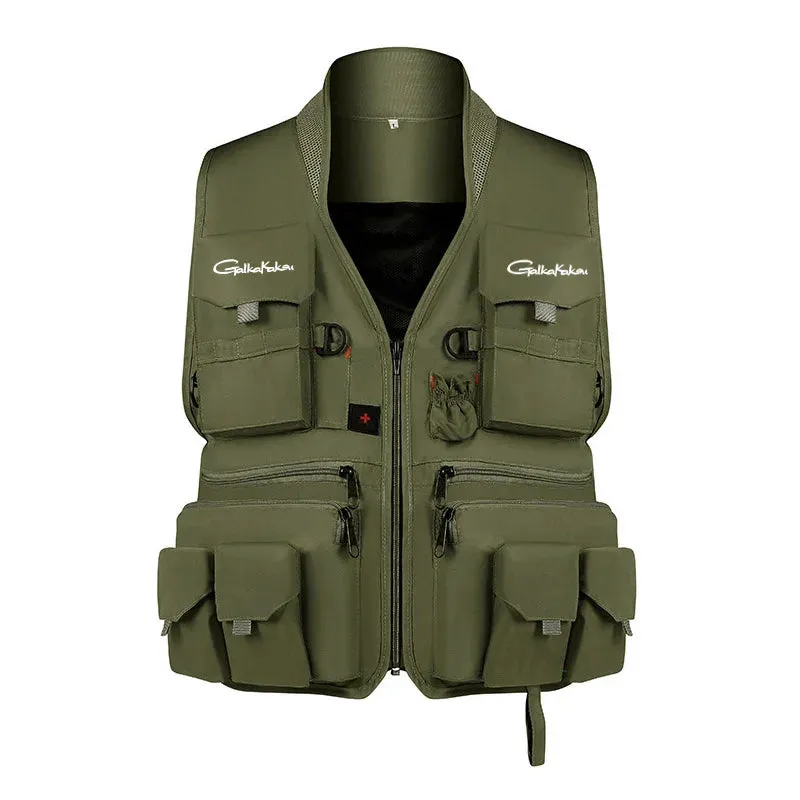 Multifunctional Fishing Vest: Safety and Convenience