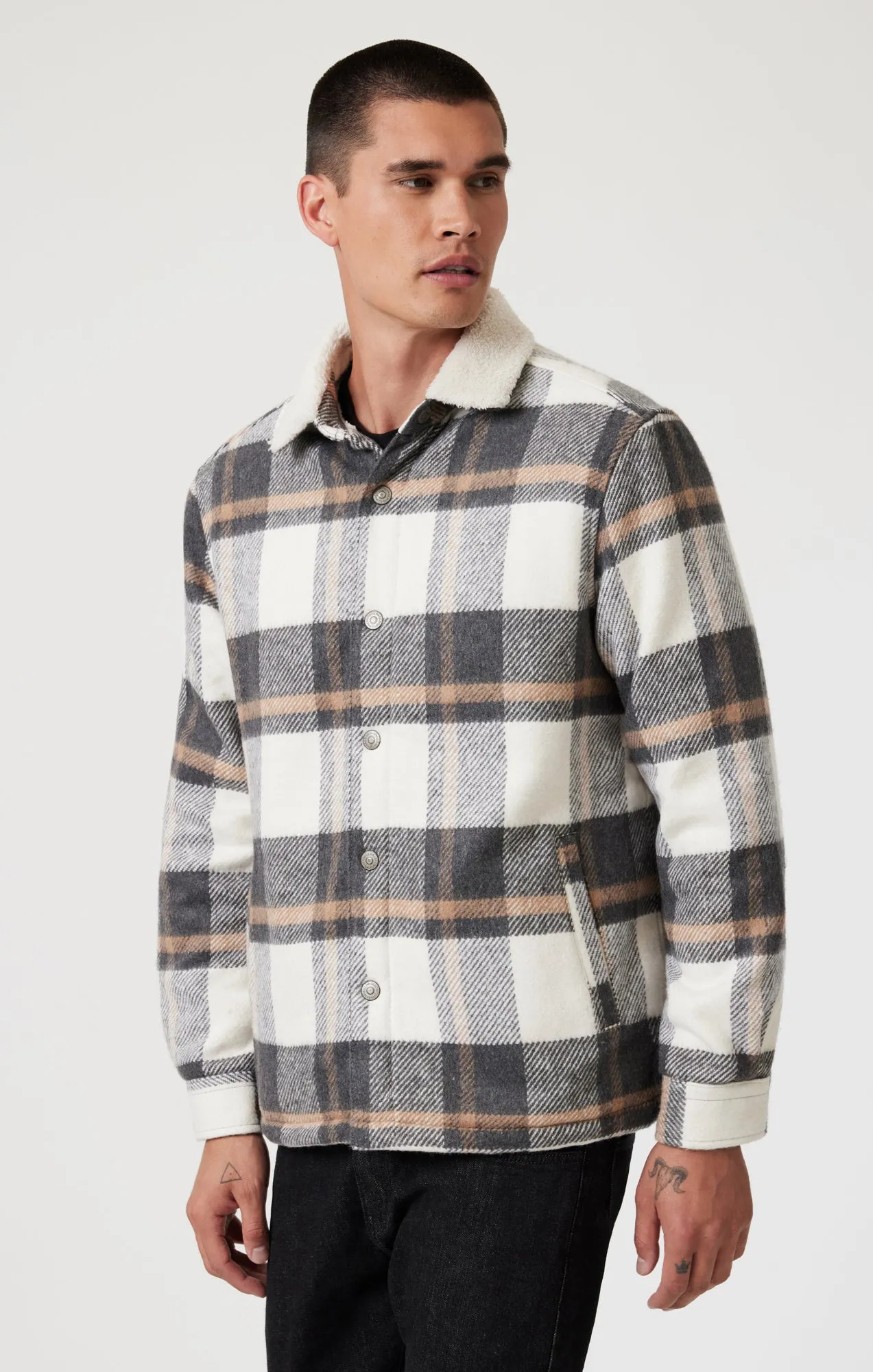 PLAID SHACKET IN GRAY CHECK